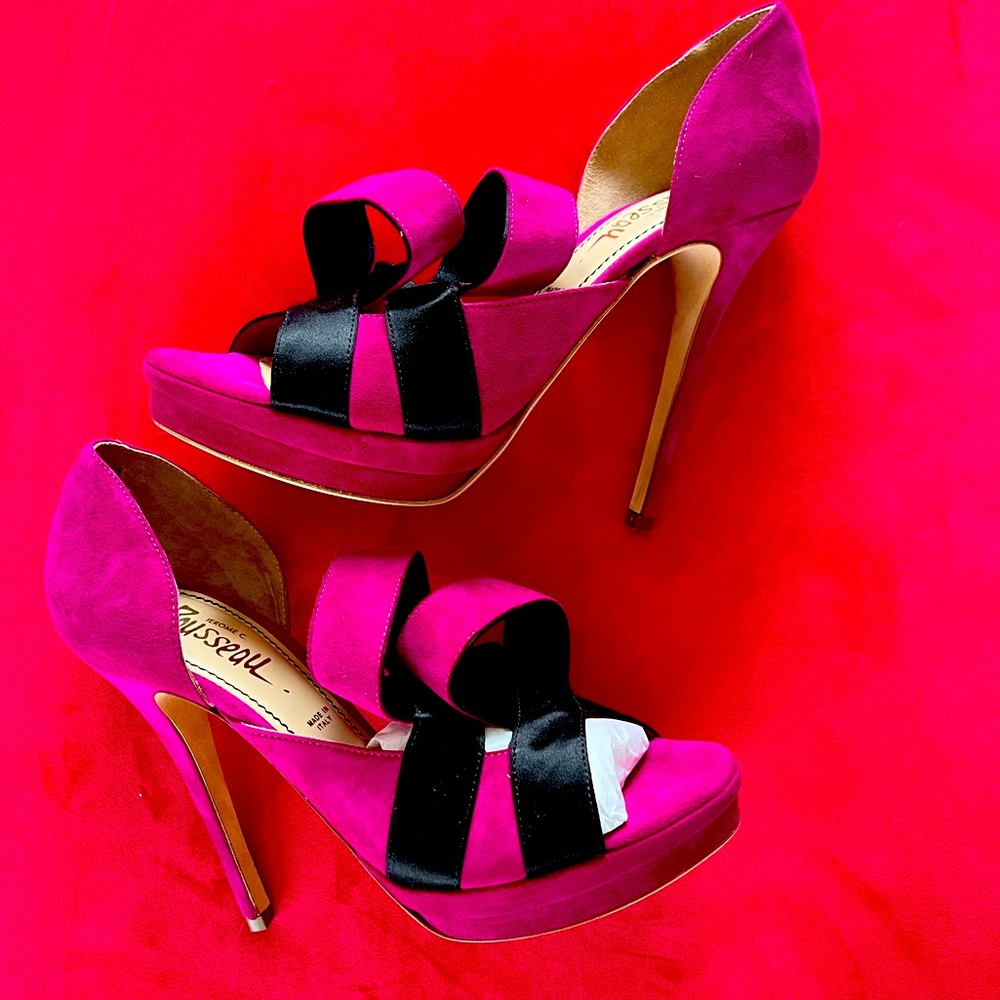 Never worn Jerome C. Rousseau pink and black suede heel